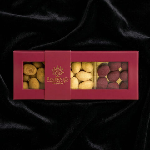 Gaveæske - Chokolademandler 3 smage - red box