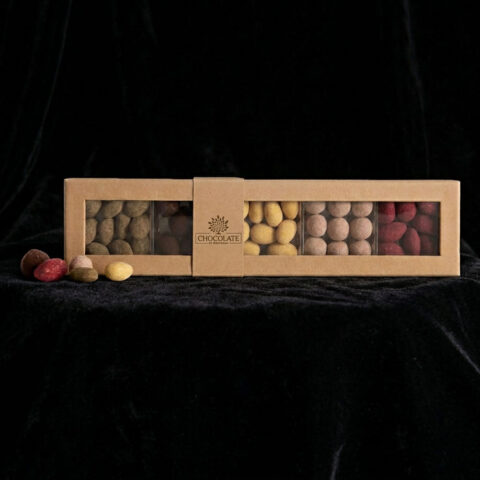 Gaveæske - Chokolademandler 5 smage